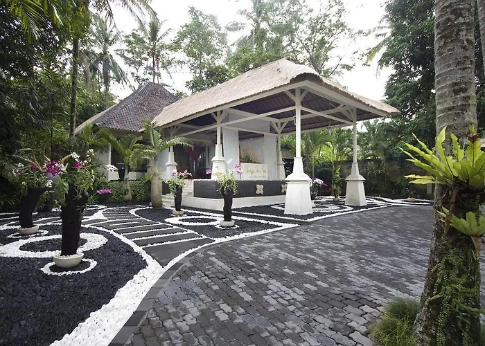 Petit Bali Hotel