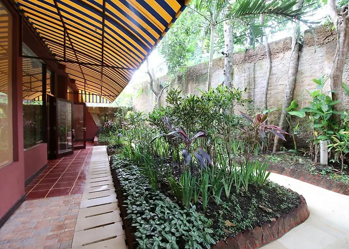 Hotel Petit Bali 4*